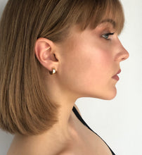Load image into Gallery viewer, Midi Huggie Earrings
