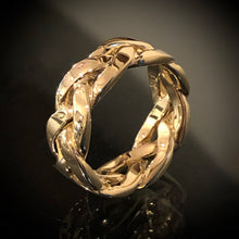 Load image into Gallery viewer, Celtic Braid Ring
