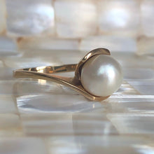 Load image into Gallery viewer, South Sea Pearl Ring
