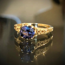 Load image into Gallery viewer, Purple Spinel Ring
