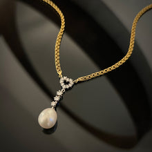 Load image into Gallery viewer, South Sea Pearl Diamond Necklace
