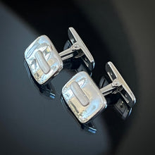 Load image into Gallery viewer, Wave Cufflinks

