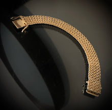 Load image into Gallery viewer, Bismarck Chain Bracelet
